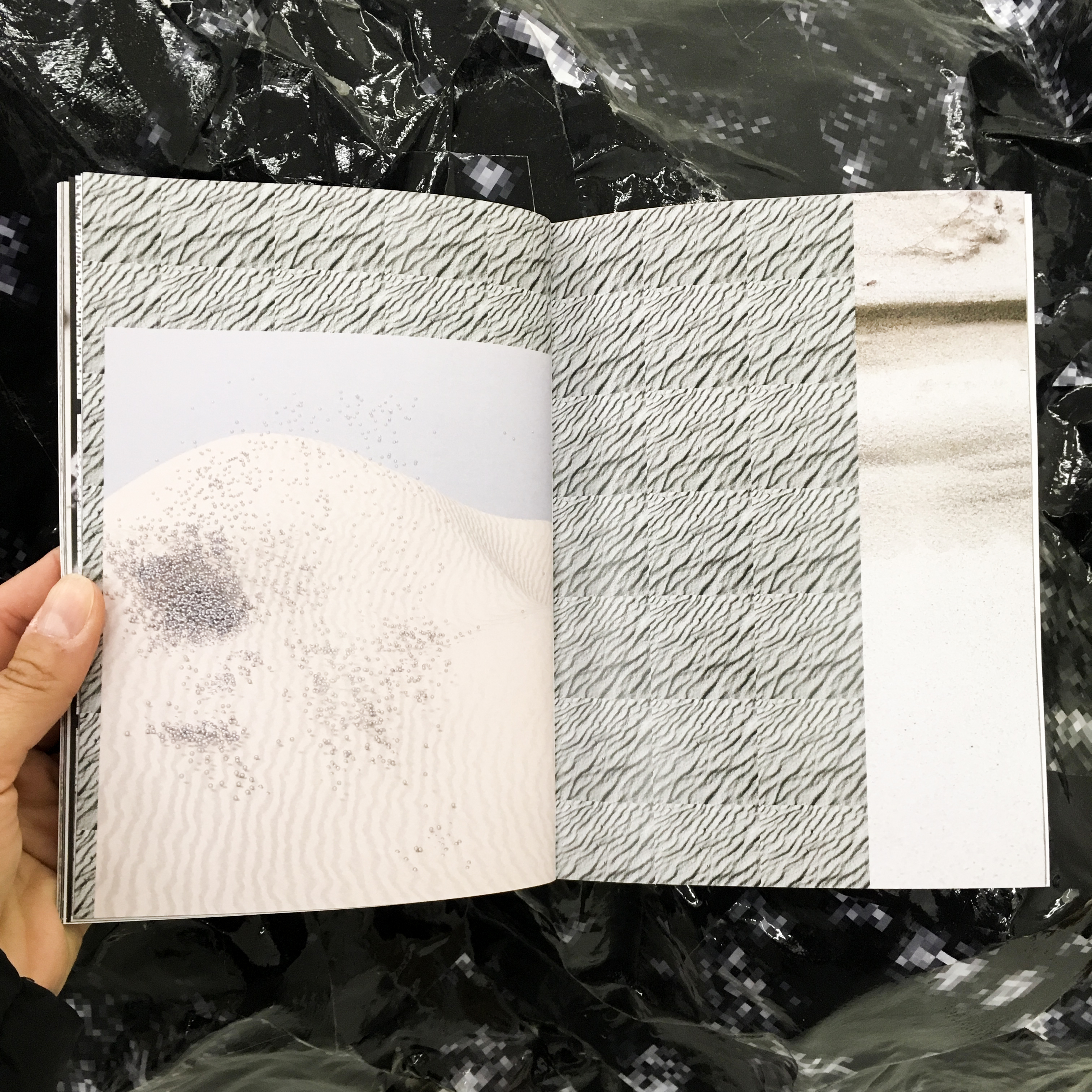 © katherina heil publication art process work book booklet sensory thresholds passerby nida art colony cbk rotterdam